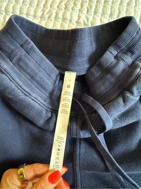 Lululemon joggers size zero